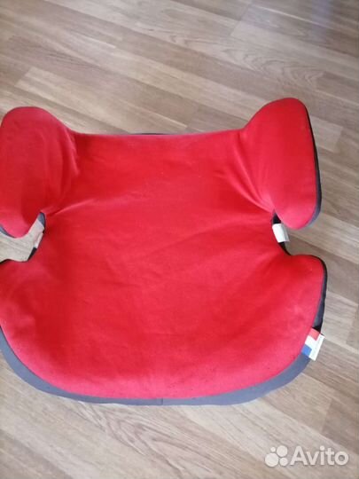 Бустер, детское сиденье в автомобиль