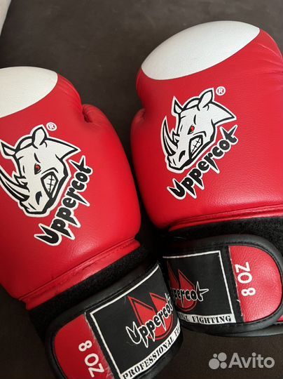 Боксерские перчатки 8 oz