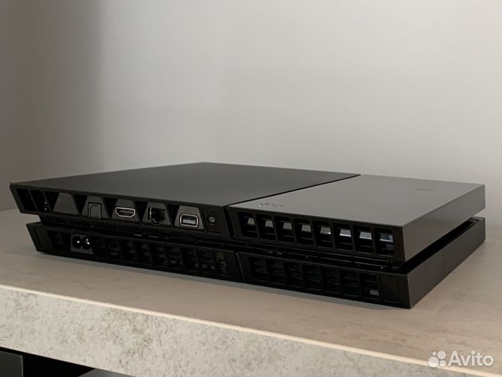 Sony PlayStation 4 FAT 500 GB + игра