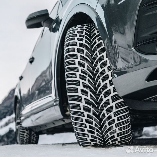 Nokian Tyres WR SUV 4 295/40 R21 111V