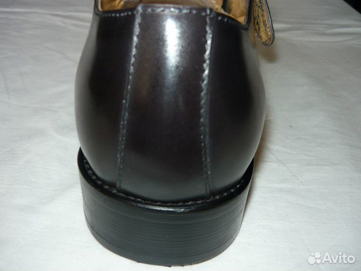 Туфли Carrucci Grey с черным полированным носком