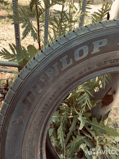 Dunlop Grandtrek ST30 225/65 R17 102H