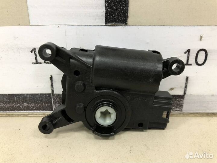 Моторчик заслонки печки Volkswagen Polo Sed RUS 20