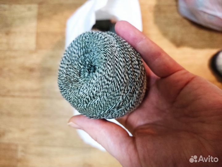 Пряжа полу шерсть серая