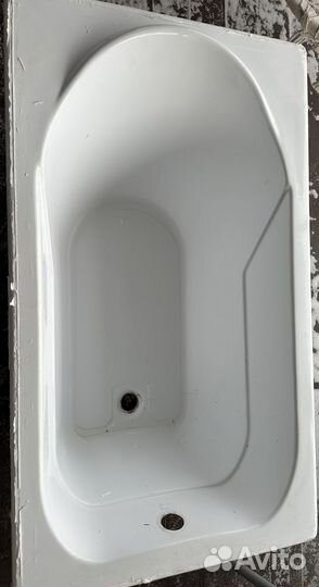 Ванна акриловая