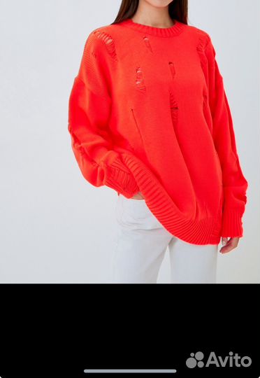 Свитер женский