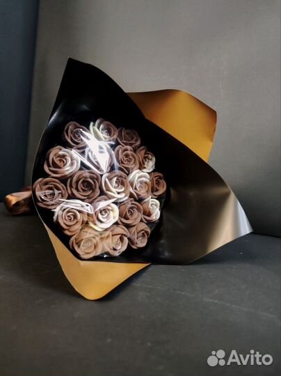 Шоколадные Розы - 19 шт в Букете