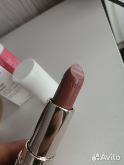 Помады, блески, тинты. Clarins, clinique,mac,yadah