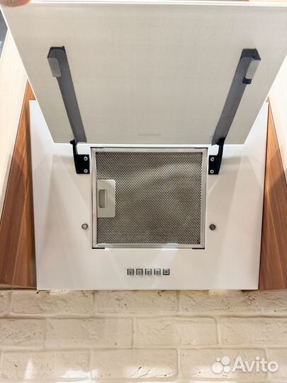 Вытяжка для кухни 50 см