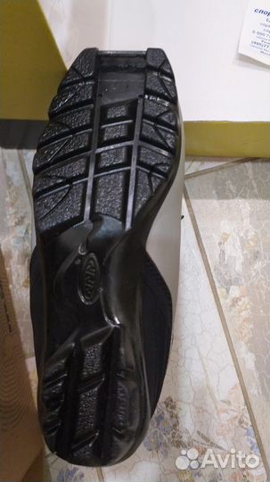 Лыжные ботинки fischer