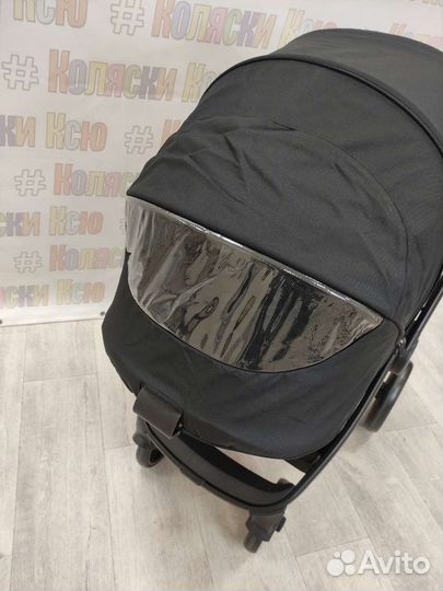 Коляска прогулочная Carrello Epica