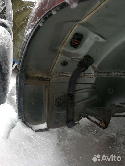 Крылья задние mercedes w211