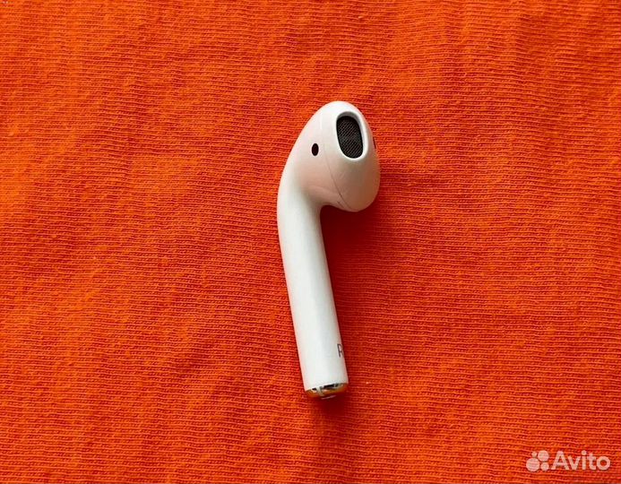 Airpods 2 правый наушник бу оригинальный