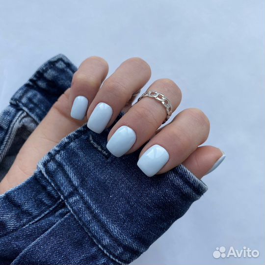 Маникюр, педикюр, наращивание ногтей