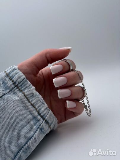 Маникюр на дому