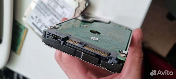 Серверный жесткий диск IBM 300GB