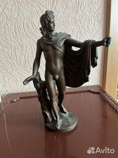 Статуэтка Аполон