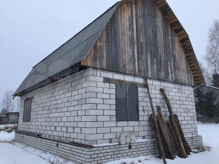 Дом 100 м² на участке 27 сот.