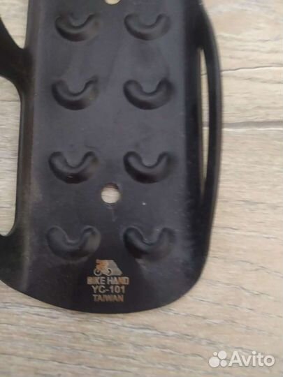 Настенный держатель для велосипеда