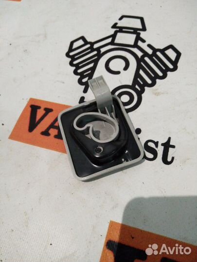 Кронштейн Vw Passat B7 alltrack 2.0 cczb 2012