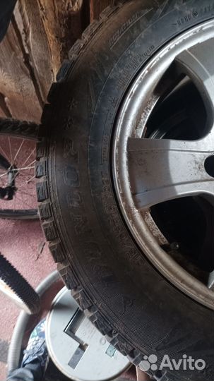 R16 Dunlop Grandtrek Ice 02 215/65, PCD 5x114.3 DIA 10