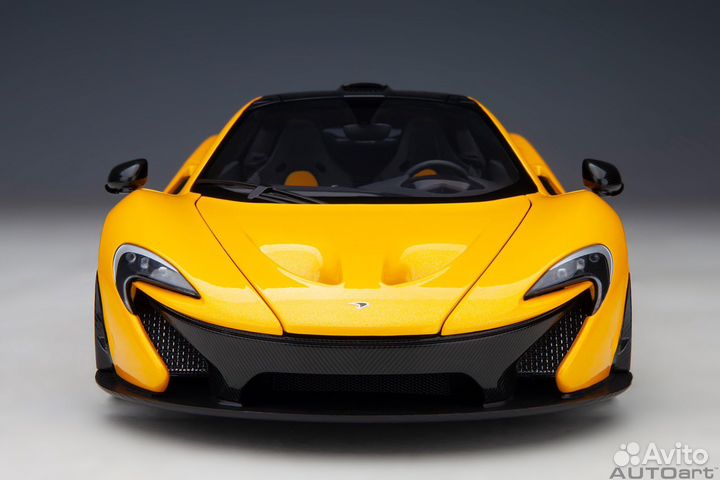 Autoart McLaren P1 (76067) 1:18