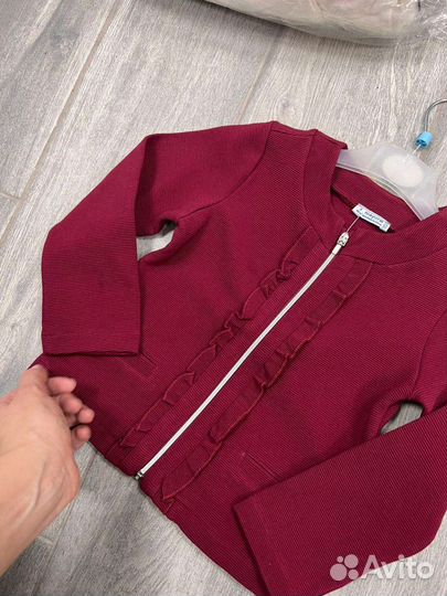 Жакет/пиджак 98 на девочку. mayoral. новый