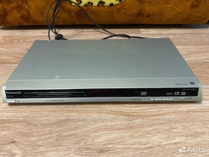 Видеоплеер Panasonic DVD S39