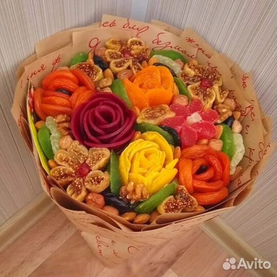 Букет из сухофруктов