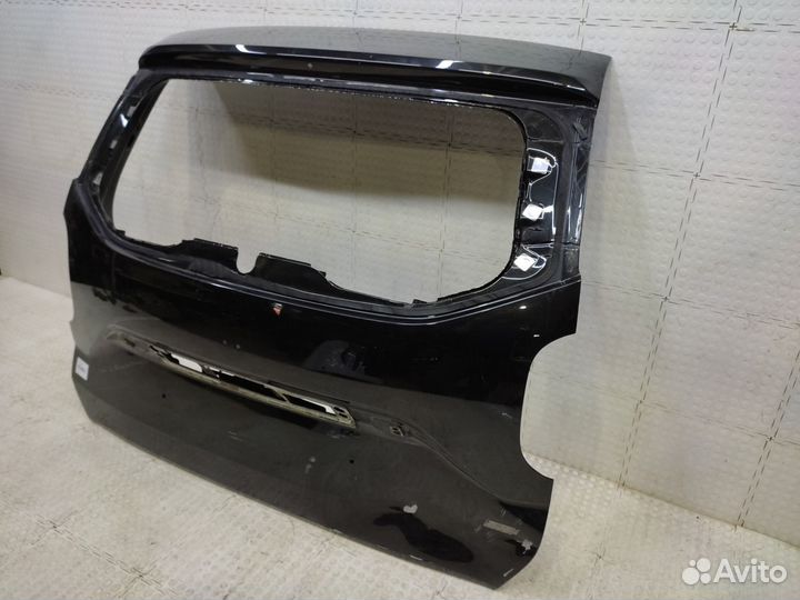 Крышка багажника Renault Duster 2020