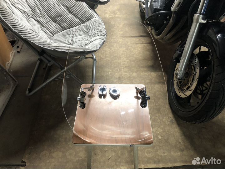 Ветровое стекло для мотоцикла универсальное