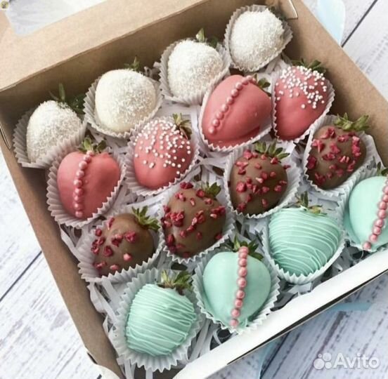 Клубника в шоколаде, сладкий подарок