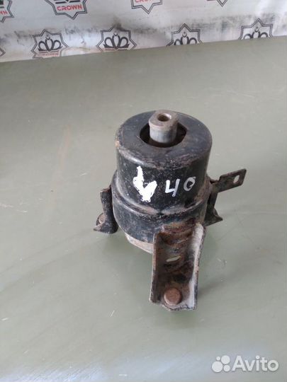 Подушка двс правая Toyota Camry XV40