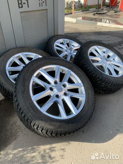 Toyota Land Cruiser 200 колеса в сборе