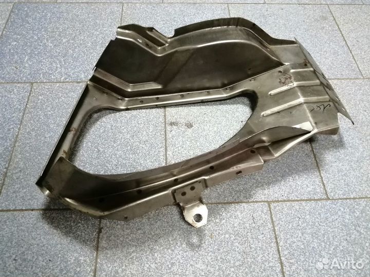 Кронштейн облицовки фары н/о на Газель левый