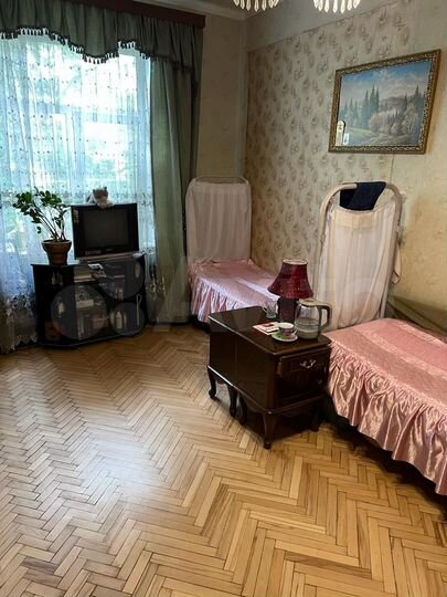 Комната 19 м² в 3-к., 4/9 эт.