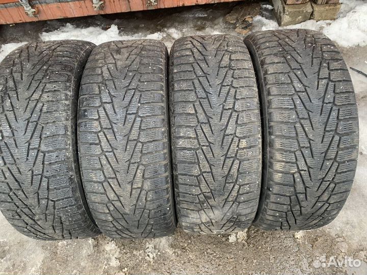 Nokian Tyres Hakkapeliitta 7 SUV 285/60 R18 116T
