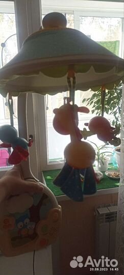 Мобиль на кроватку Tiny Love