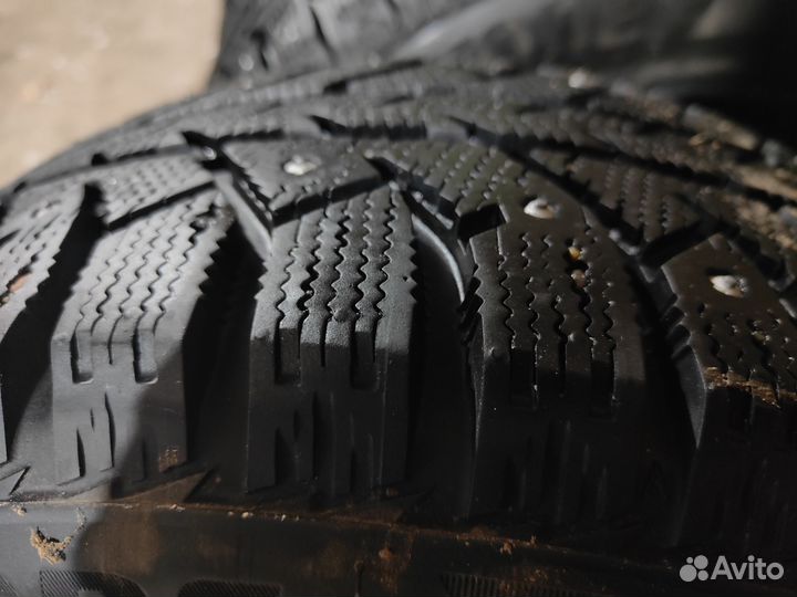 Bridgestone Ice Cruiser 7000S 205/55 R16 91T