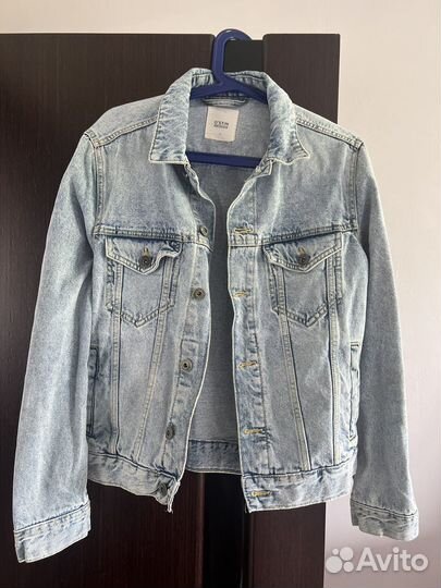 Джинсовая куртка