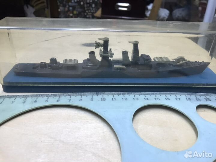 Модель корабля