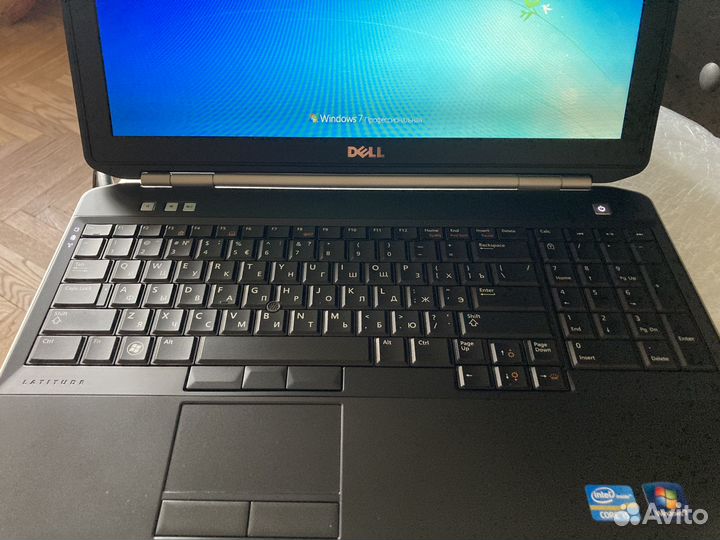 Ноутбук Dell Latitude E5520