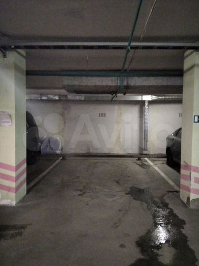 Машиноместо, 21 м²