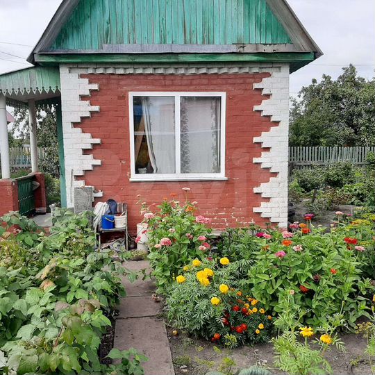 Дача 20 м² на участке 7 сот.