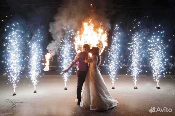 Свадебная дорожка из фонтанов. Тяжелый дым