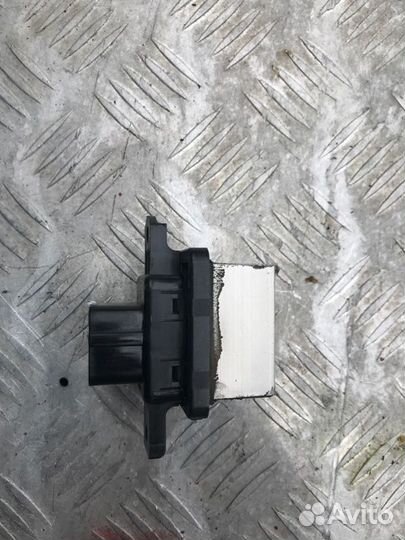 Реостат печки Mitsubishi Asx 2014