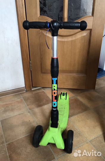 Самокат трехколесный Trolo светящиеся колеса