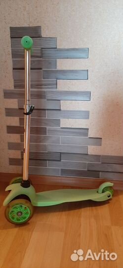 Самокат детский трехколесный