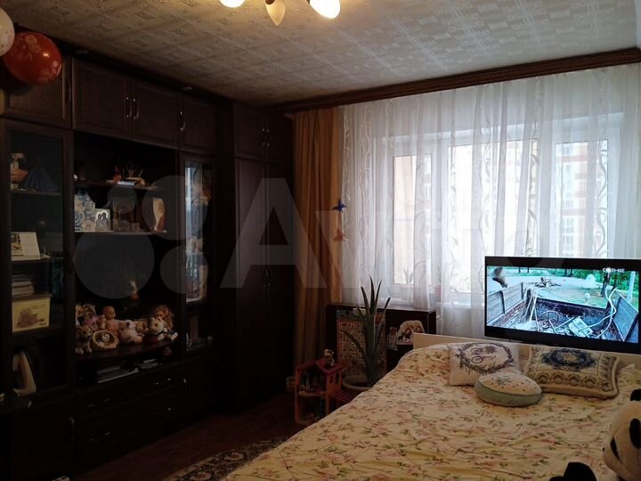 Комната 23,7 м² в 2-к., 7/9 эт.