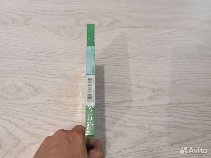 Диск с игрой Minecraft dungeons Xbox one и новый